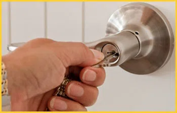 Exclusive Locksmith Service Garland, TX 972-512-6372 - 16-emergency-unlock